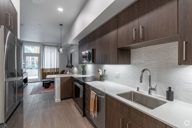 1BR, 1BA - 575SF - Kitchen - The Piper