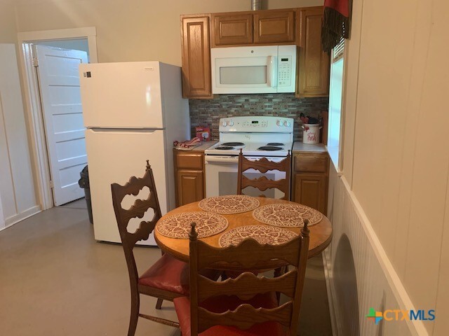 Photo - 5804 San Marcos Hwy