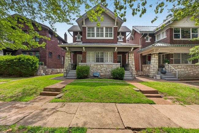 Photo - 5252 Bancroft Ave Unidad 5252A - 759