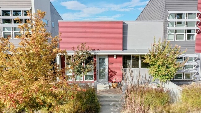 Building Photo - 2809 W 52nd Ave Rental