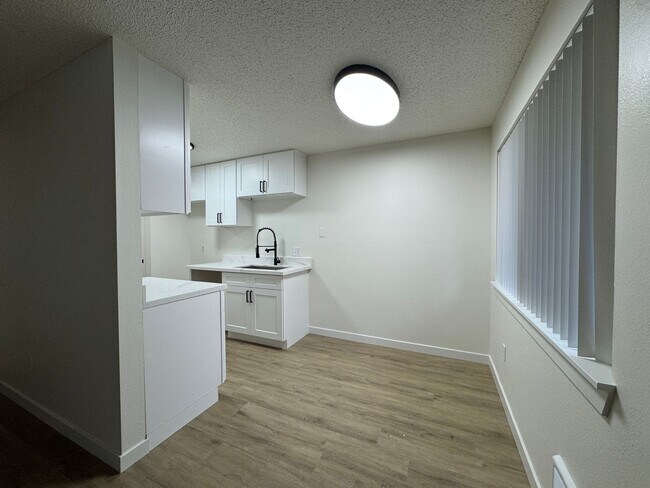 Avia Apartments