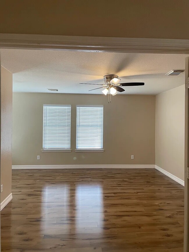 Photo - 18211 Temple Hill Ln