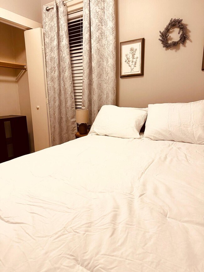 Photo - 252 Forest Ave Unidad 3