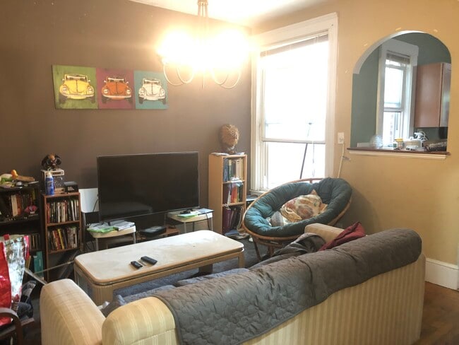 Photo - 126 Glenville Ave Unit 2