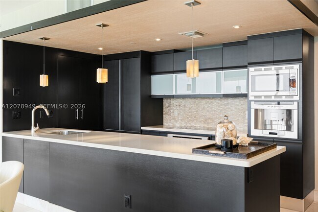 Photo - 5875 Collins Ave Unit 1902