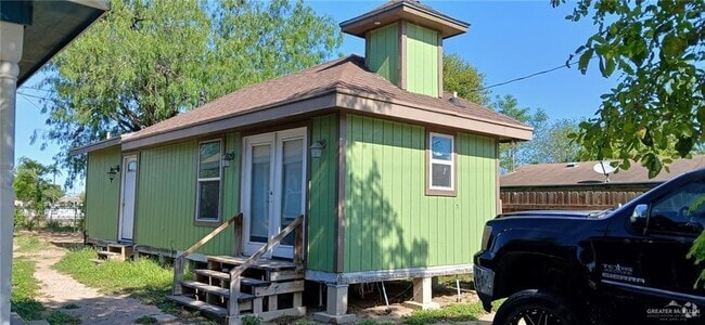 Building Photo - 1012-17 1/2 S 17 1/2 St Unit B Rental
