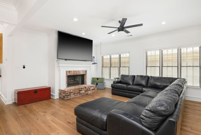 3314 Gallery Dr
