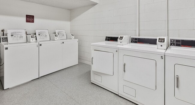 Photo - Canyon Glen Apartments