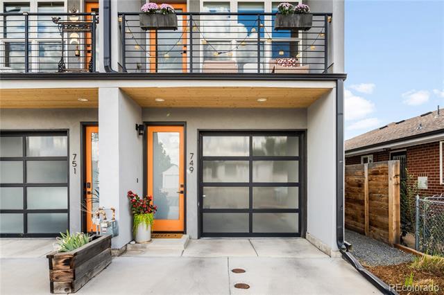 749 S Krameria St