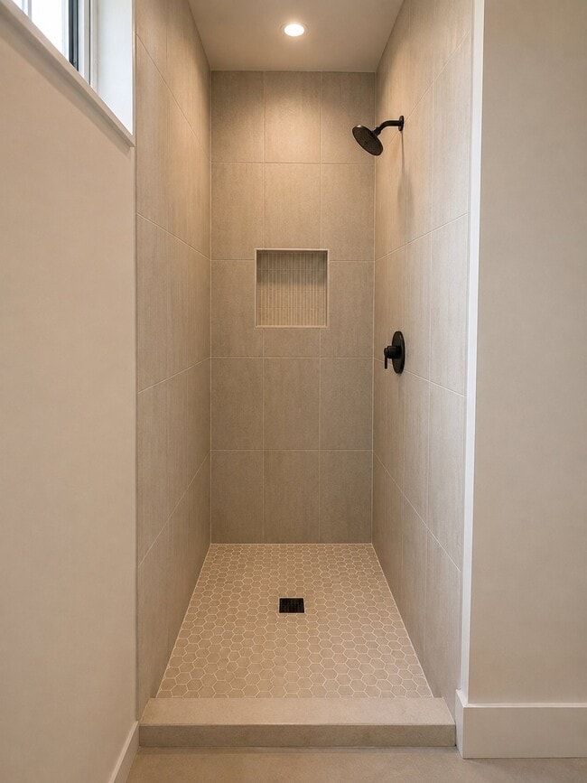 Photo - 728 W 580 S