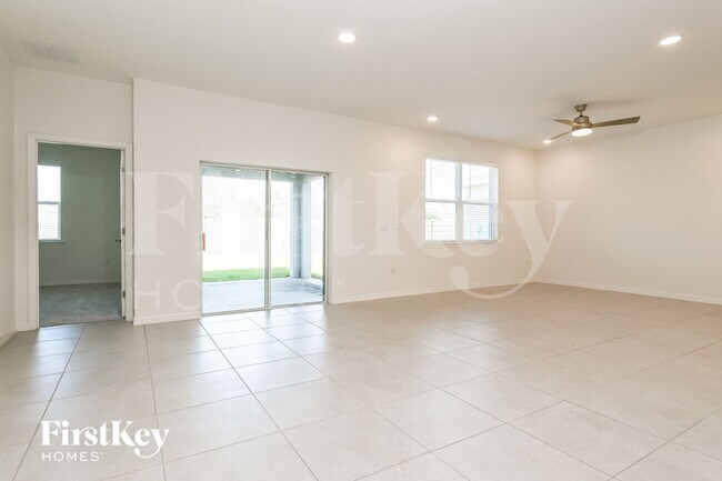 Photo - 1260 Spokane Pt