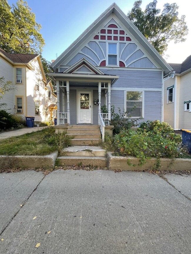 Photo - 24 Portsmouth Pl NE Townhome