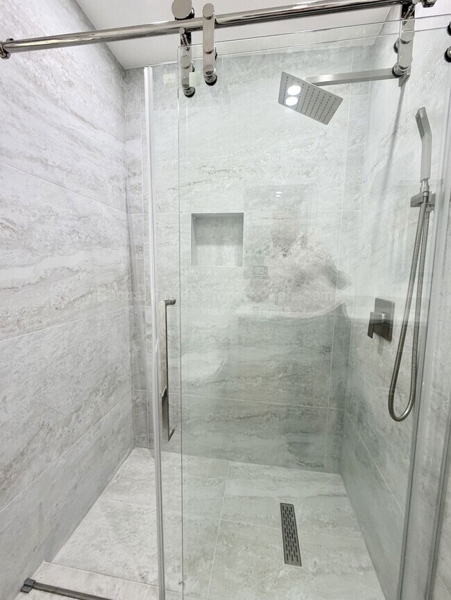 Photo - 947 N Atmore Cir