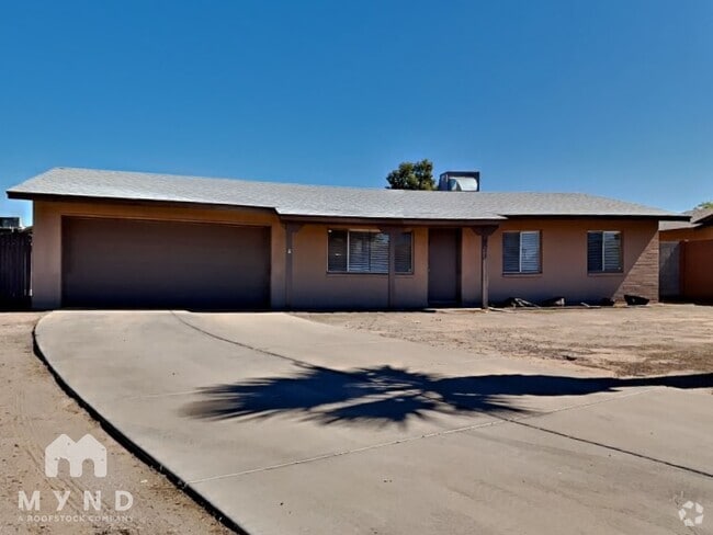 Building Photo - 8048 W Clayton Dr Rental