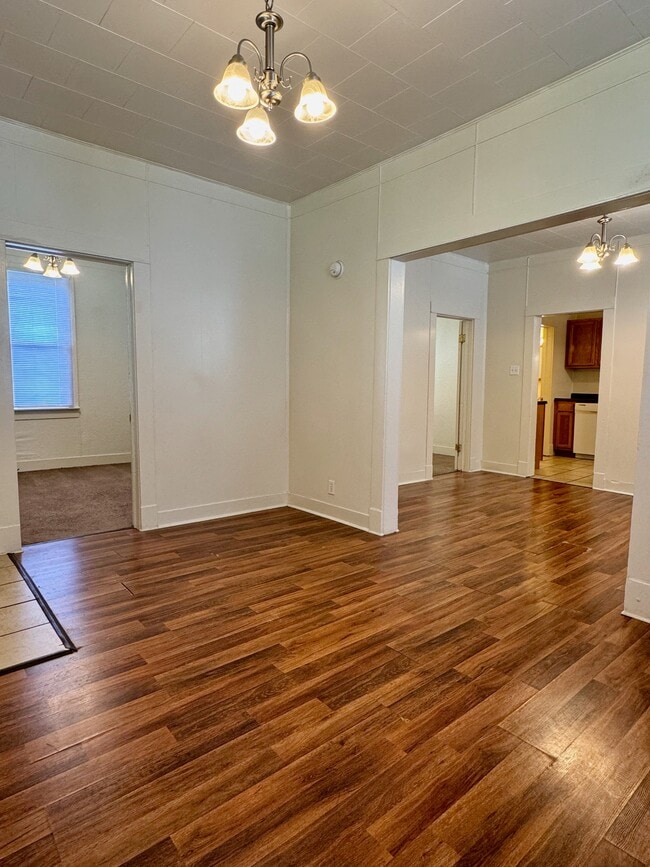 Photo - 503 S Logan Ave Casa