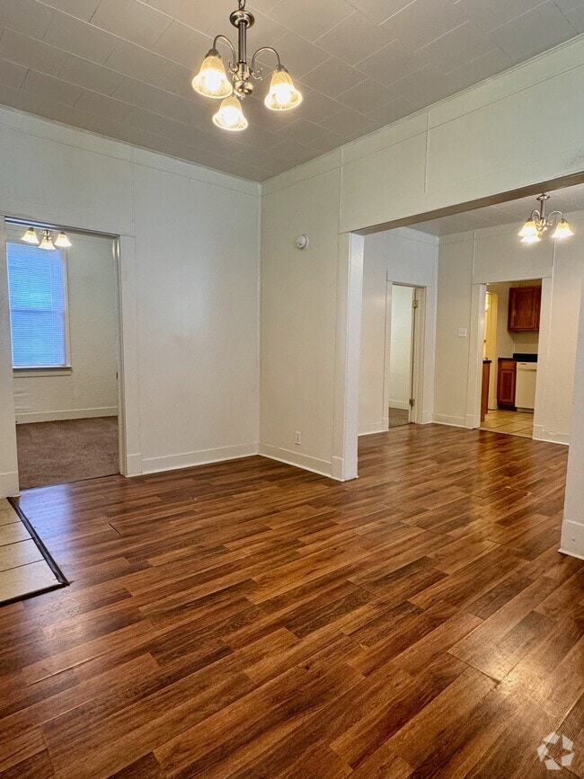 Building Photo - 503 S Logan Ave Rental