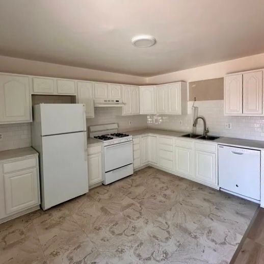 Photo - 1471 Bird Ave