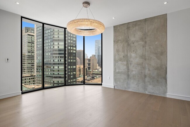 Building Photo - 55 Lagrange St Unit PH22E Rental