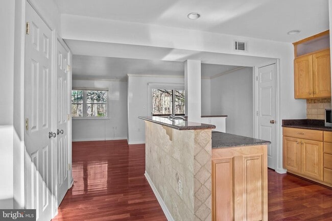 Photo - Headline: Spacious & Updated Townhouse in Prime Reston Location