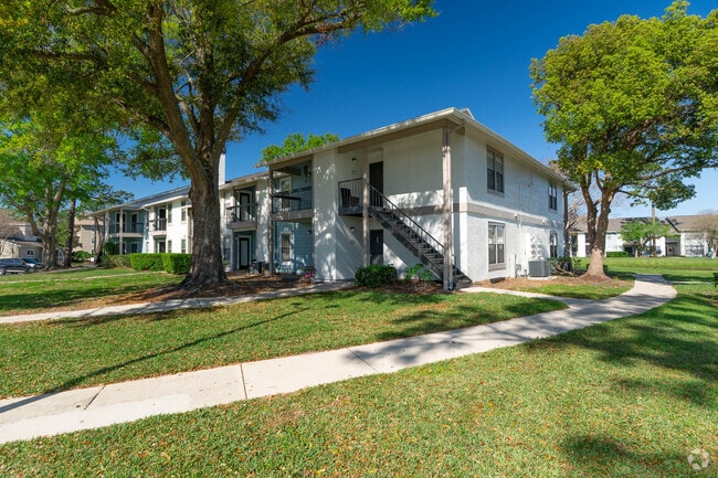 Building Photo - Avisa Lakes Rental