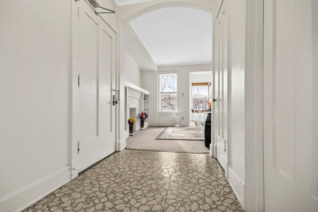 Photo - 1244 W Arthur Ave Unit 2