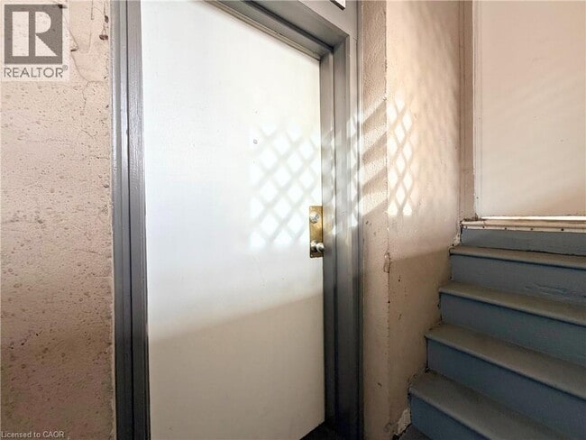 Photo - 117 Park St S Unité 6