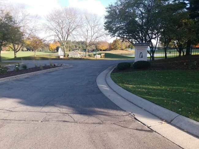 Photo - 4582 Bishops Ct