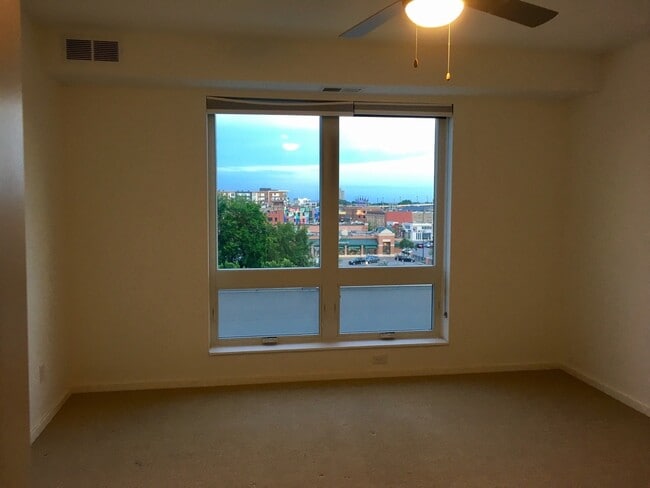 Photo - Laguna Apartments