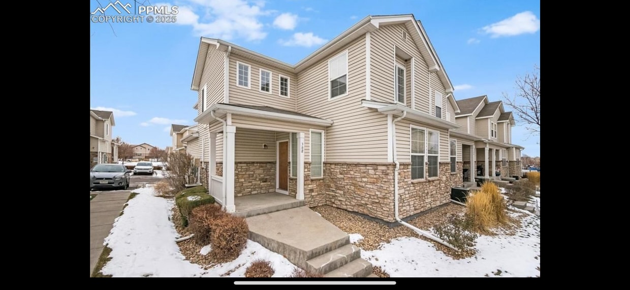 Photo - 9758 Laredo St (Commerce City, CO)