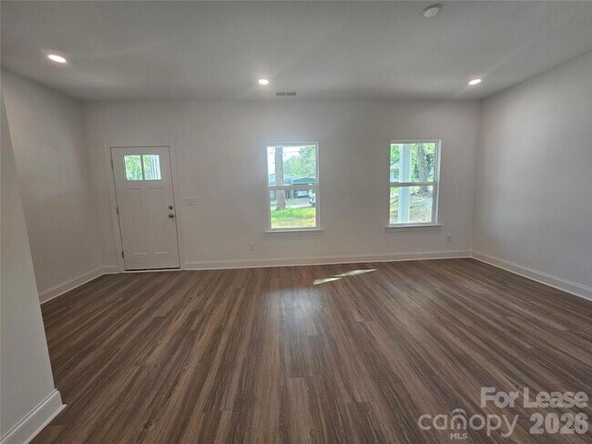 Photo - 203 Benfield Rd