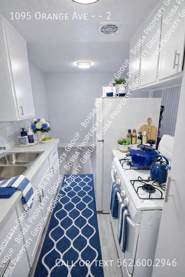Photo - 1095 Orange Ave Unit 2