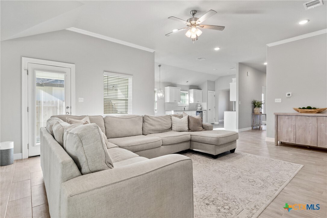 Photo - 1519 Curlew Ln House