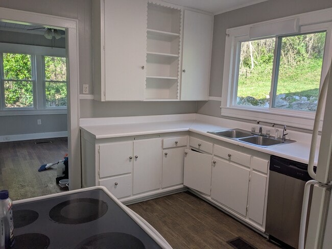 Photo - 307 Tusculum Blvd