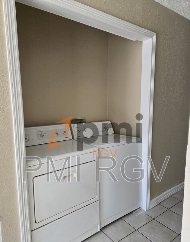 Photo - 2912 N 29th Ln Unidad 2