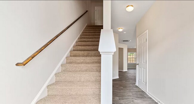 Photo - Like-new 3 bedroom 2.5 bathroom townhome in Reedy Fork & Settlers Landing North of Greensboro wi...