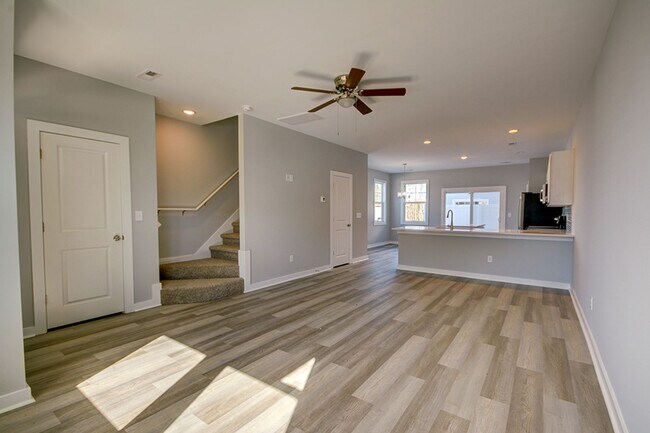 Photo - GORGEOUS End Unit Townhome in Sneads Ferry...