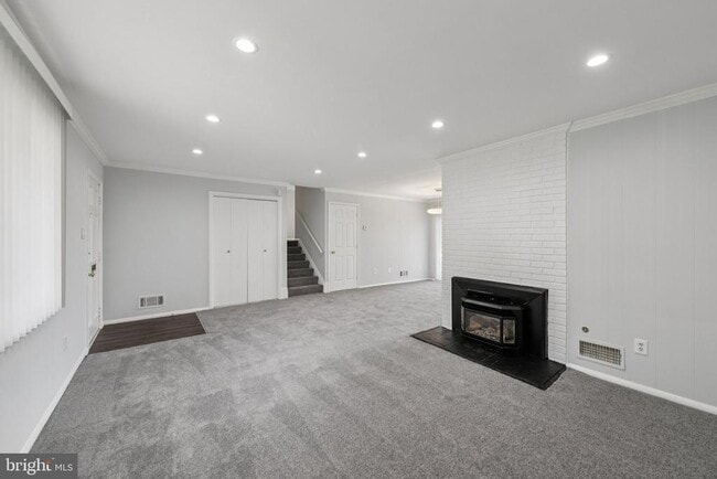 Photo - 6105 Hibbling Ave