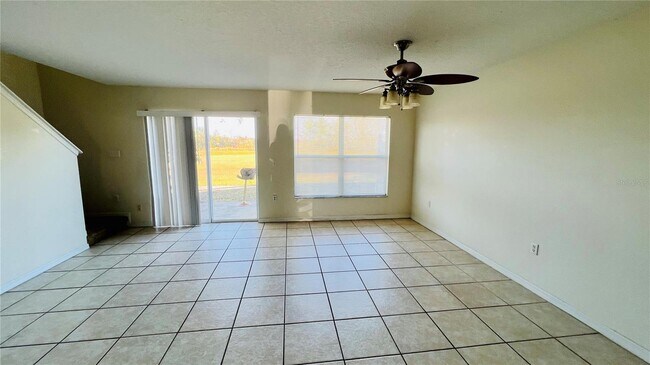 Photo - 2464 Hassonite St