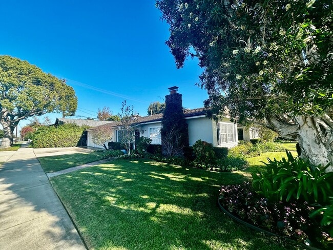 Photo - 1802 Orange Ave Unidad 1802 Orange Avenue