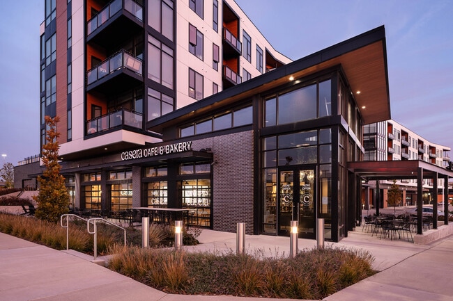 Casera Exterior - Tribute Apartments at R1VER