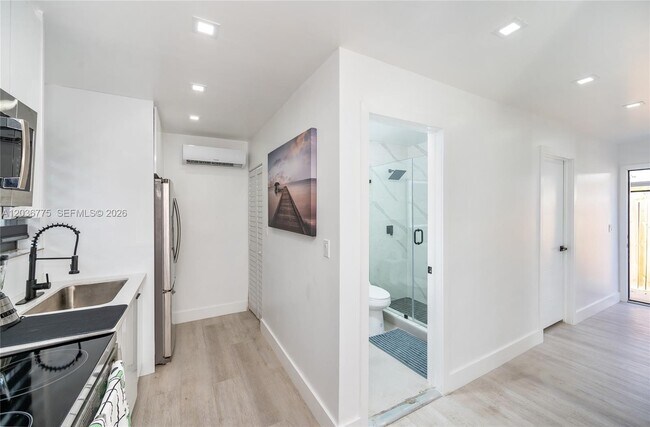Photo - 3016 NW 22nd Ct Unidad 3018