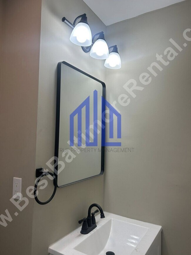 Photo - 34 Gorman Ave Unit 1