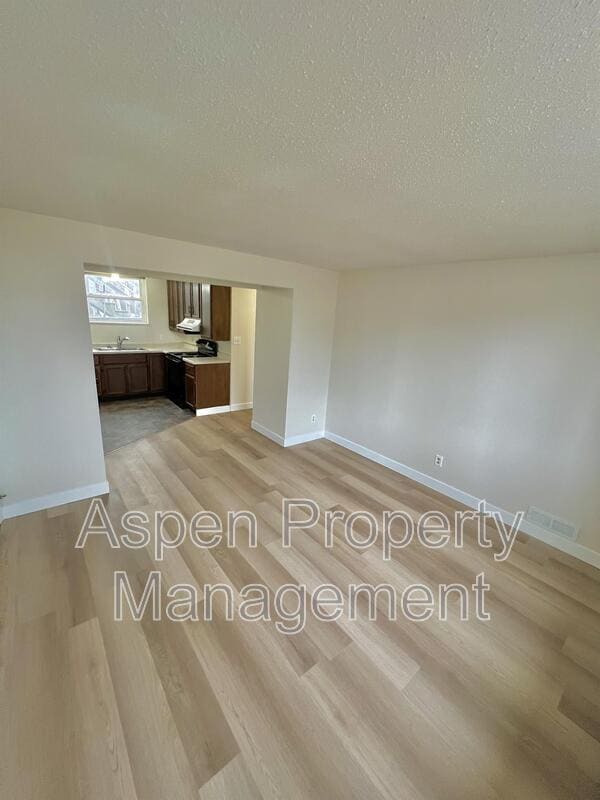 Photo - 2216 Piper Pl