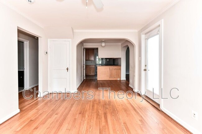 Photo - 419 S Barton St