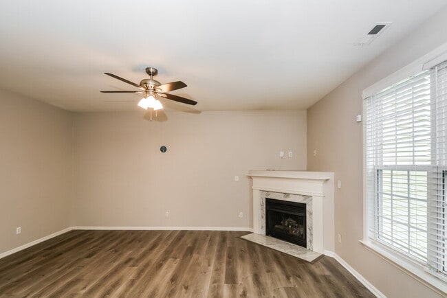 Photo - 2348 Sapphire Valley Dr