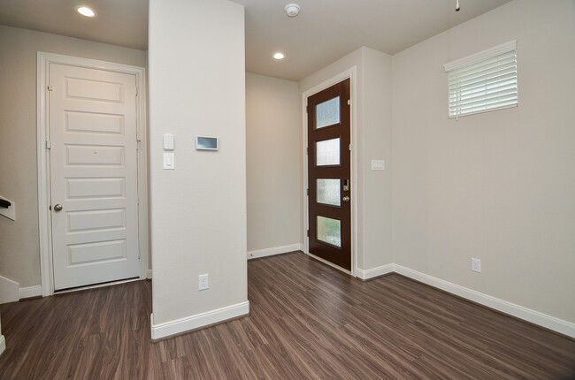 Photo - 9821 Prairie Garden Ln