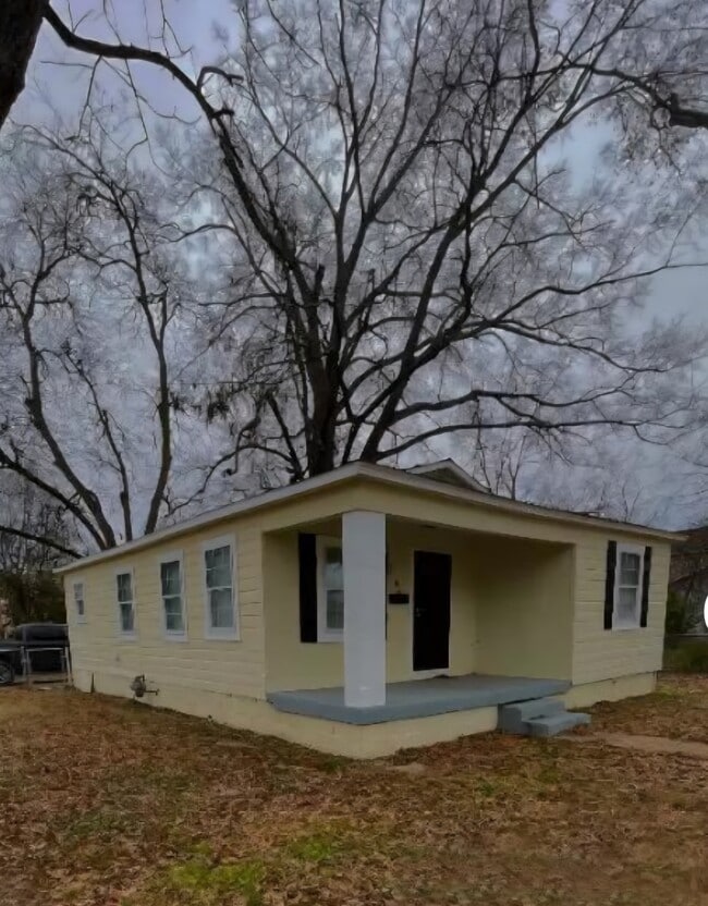 Building Photo - 2566 Williamson Ave Rental