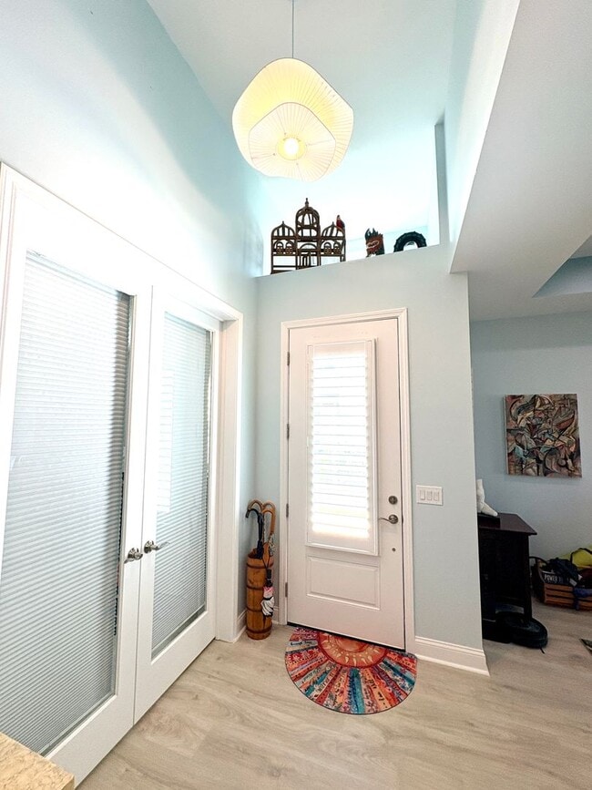 1823 Goodlife Way