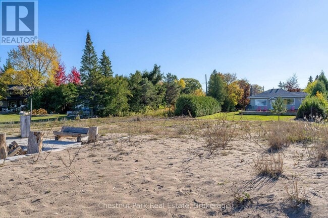 Photo - 35 St Clair St