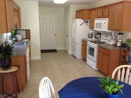 Photo - 4BR/2BA Knoxville One-level home; 10 miles from UT Hospital